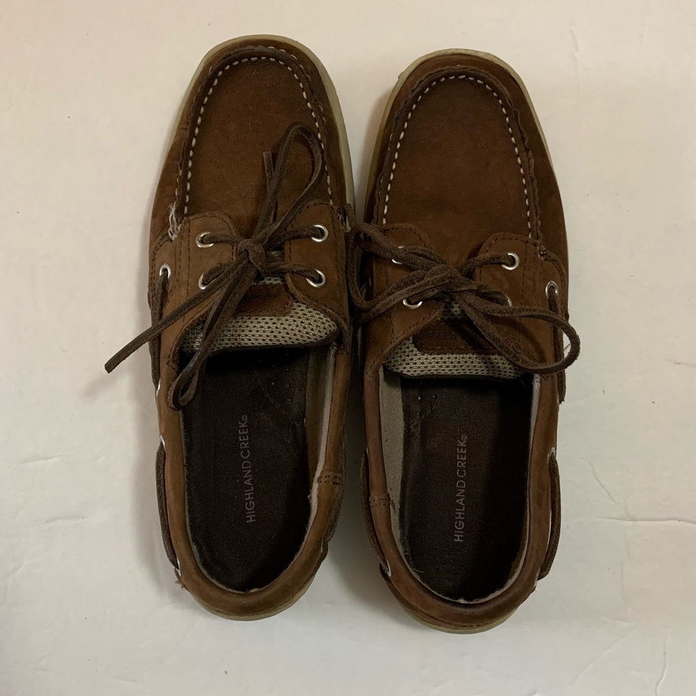 Highland Creek brown boat shoes. Size 7 1/2